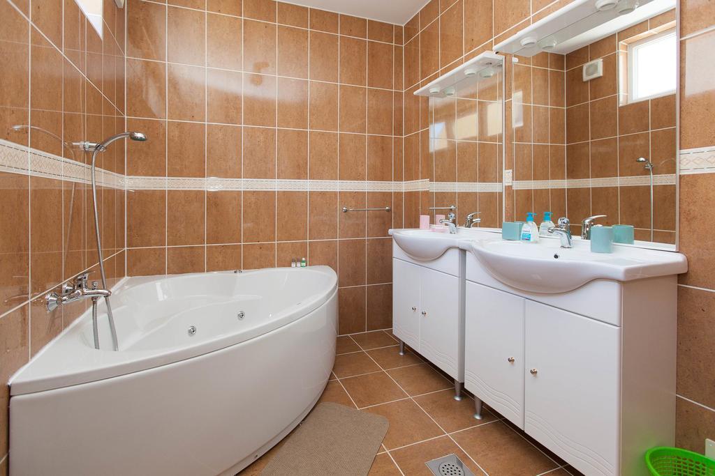 Apartmani Turudic Драмал Екстериор снимка